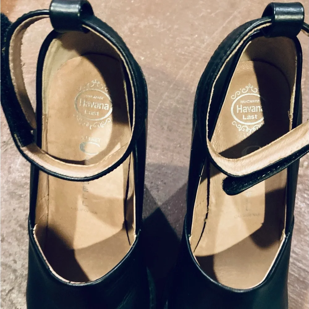 Jeffrey Campbell Scully platform Mary Janes